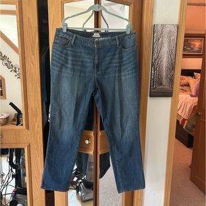 NWOT woman’s jeans sz 20